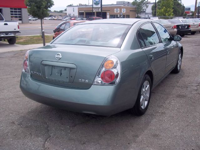 Nissan Altima 2002 photo 2