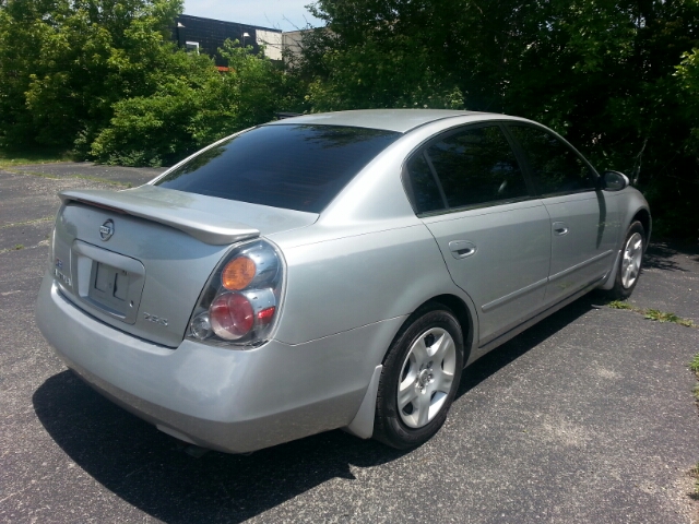 Nissan Altima 2002 photo 7