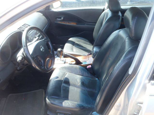 Nissan Altima 2002 photo 2