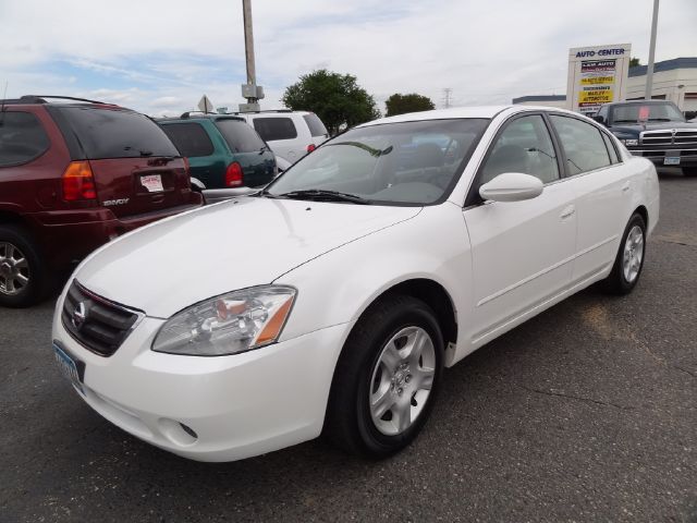 Nissan Altima 2002 photo 2