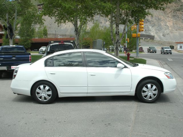 Nissan Altima 2002 photo 1