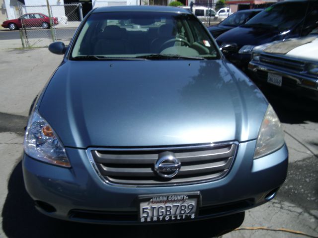 Nissan Altima 2002 photo 1