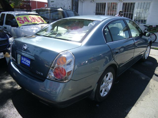 Nissan Altima 2002 photo 5