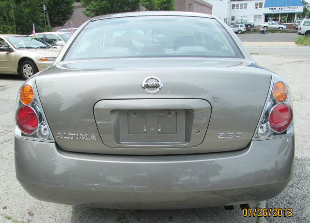 Nissan Altima 2002 photo 3