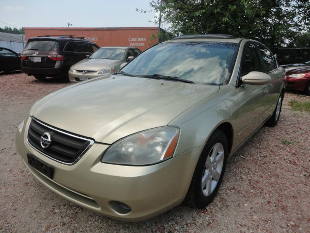 Nissan Altima 2002 photo 2