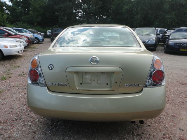 Nissan Altima 2002 photo 4