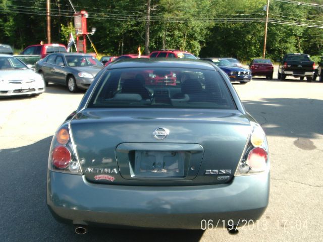 Nissan Altima 2002 photo 1