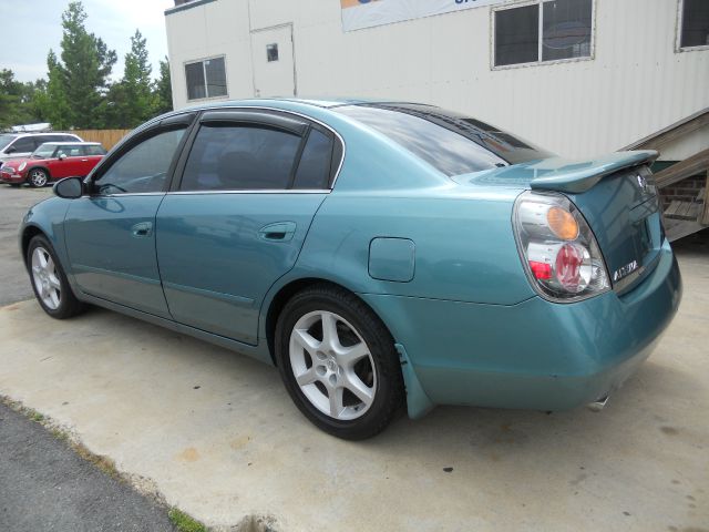 Nissan Altima 2002 photo 2