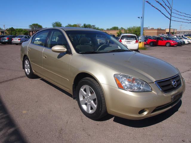 Nissan Altima 2002 photo 13