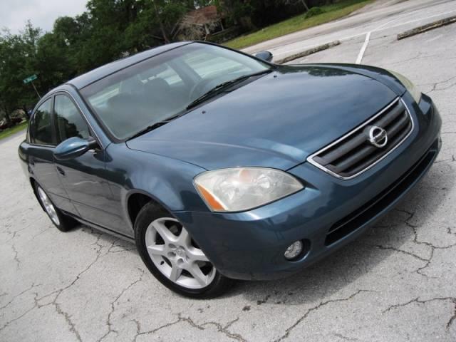 Nissan Altima 2002 photo 11