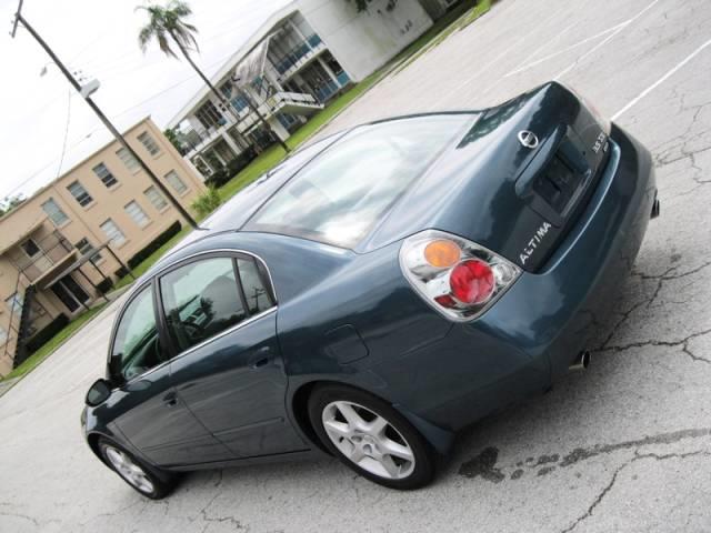 Nissan Altima 2002 photo 6