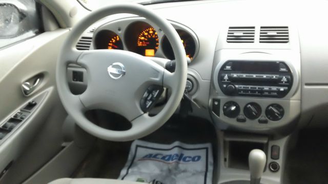 Nissan Altima 2003 photo 23