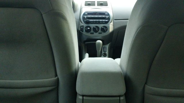 Nissan Altima 2003 photo 4