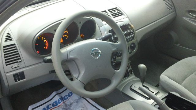 Nissan Altima 2003 photo 7