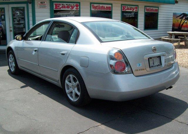 Nissan Altima 2003 photo 3