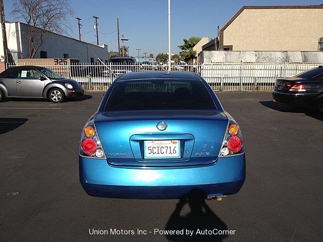 Nissan Altima 2003 photo 4