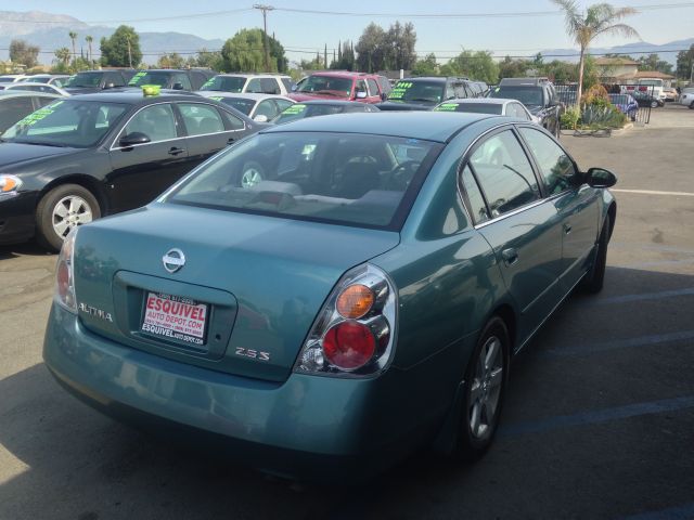 Nissan Altima 2003 photo 4