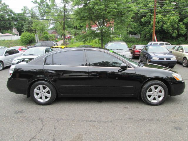 Nissan Altima 2003 photo 1