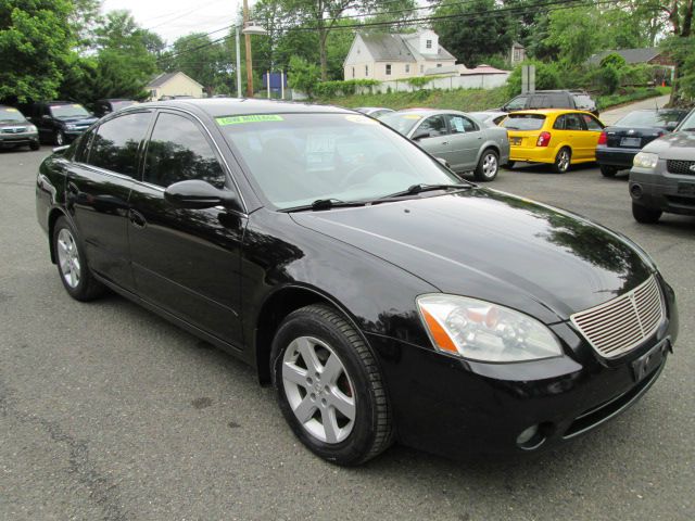 Nissan Altima 2003 photo 4