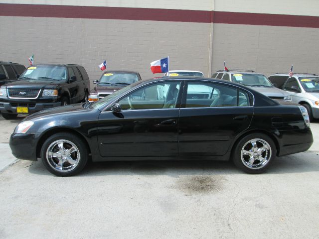 Nissan Altima 2003 photo 9