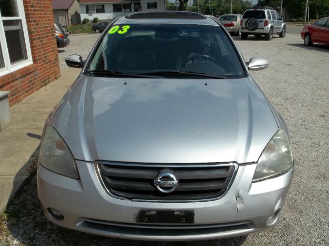 Nissan Altima 2003 photo 1