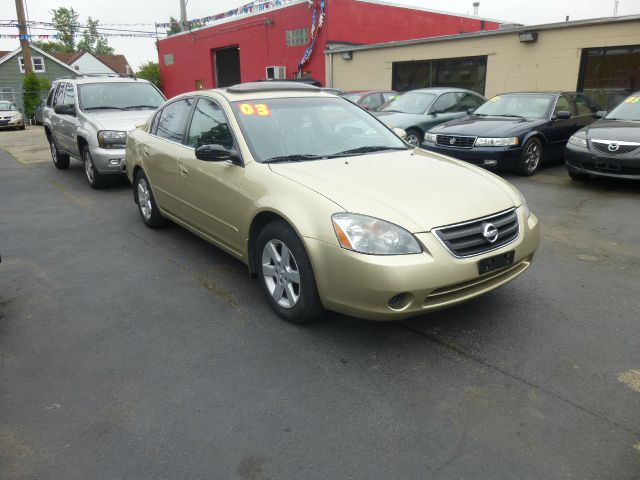 Nissan Altima 2003 photo 1