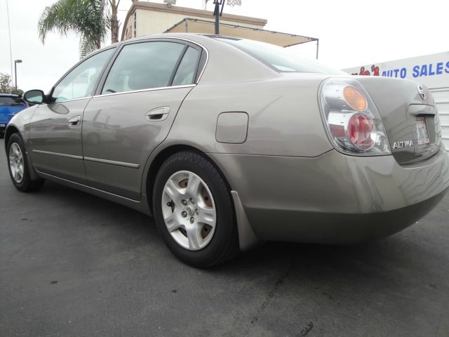 Nissan Altima 2003 photo 3