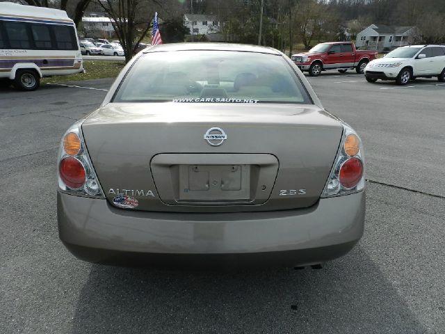 Nissan Altima 2003 photo 2