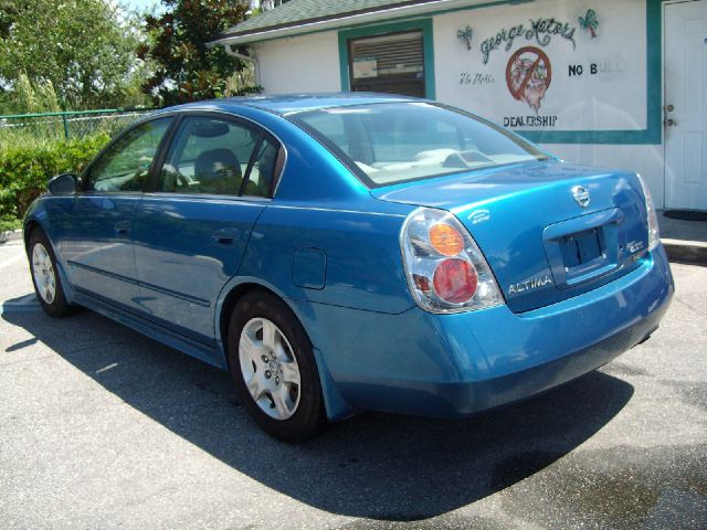 Nissan Altima 2003 photo 1