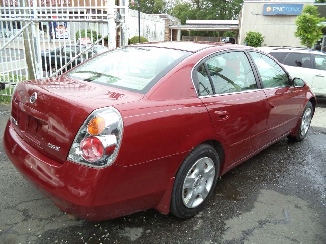 Nissan Altima 2003 photo 9