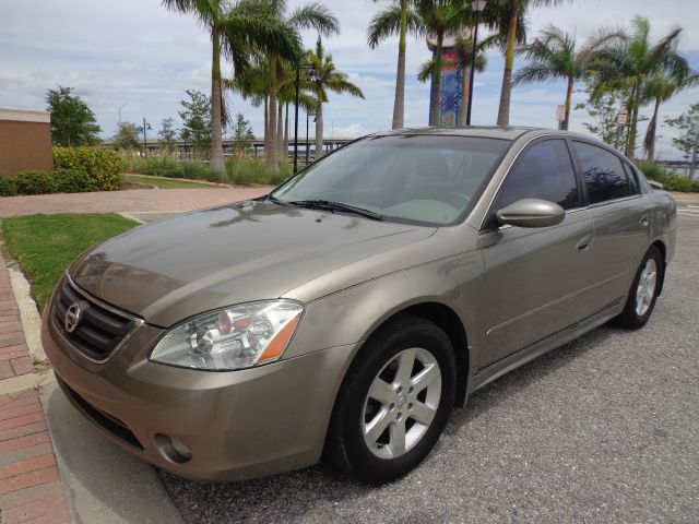 Nissan Altima 2003 photo 2