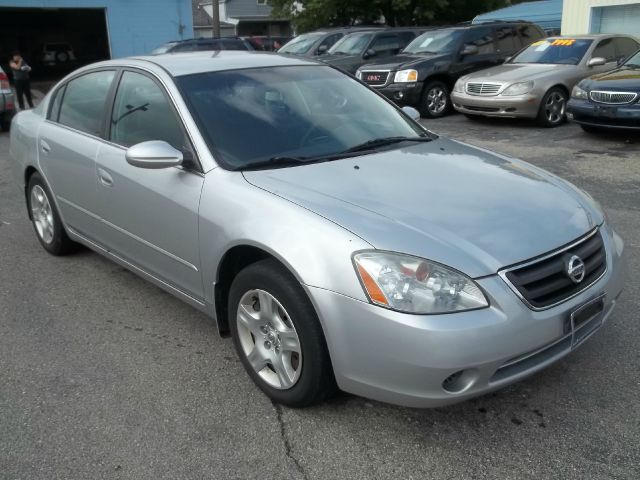 Nissan Altima 2003 photo 2