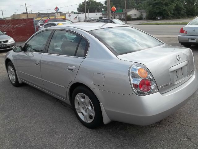 Nissan Altima 2003 photo 3