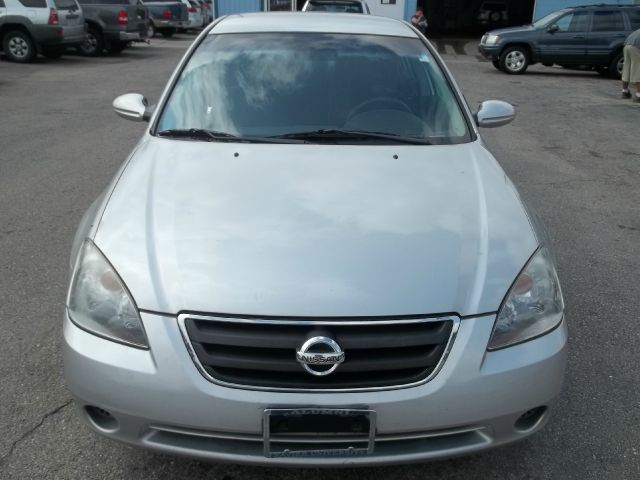 Nissan Altima 2003 photo 4