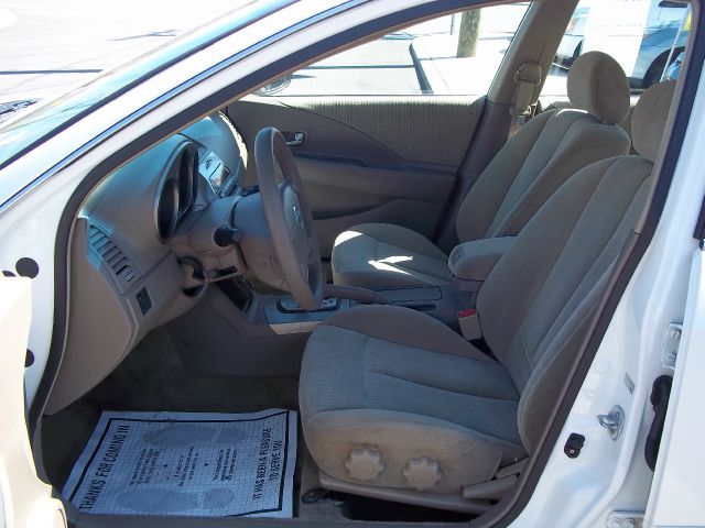 Nissan Altima 2003 photo 14