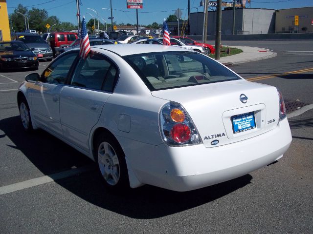 Nissan Altima 2003 photo 8