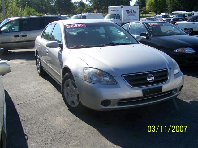 Nissan Altima 2003 photo 1