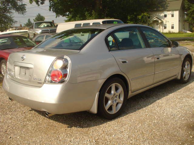 Nissan Altima 2003 photo 1