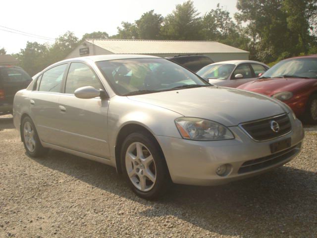 Nissan Altima 2003 photo 2