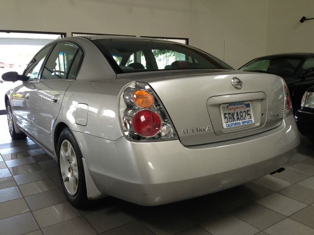 Nissan Altima 2003 photo 1