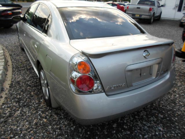 Nissan Altima 2003 photo 2