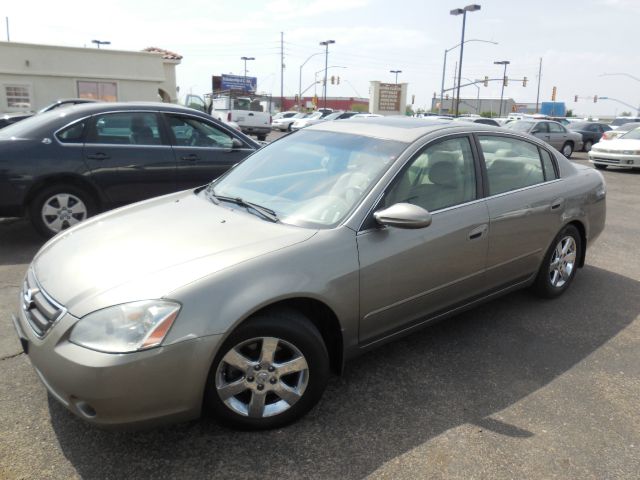 Nissan Altima 2003 photo 1