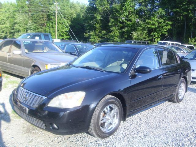 Nissan Altima SLT Quad Cab 2WD Sedan