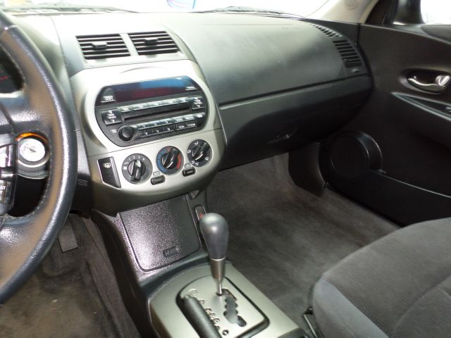 Nissan Altima 2003 photo 13