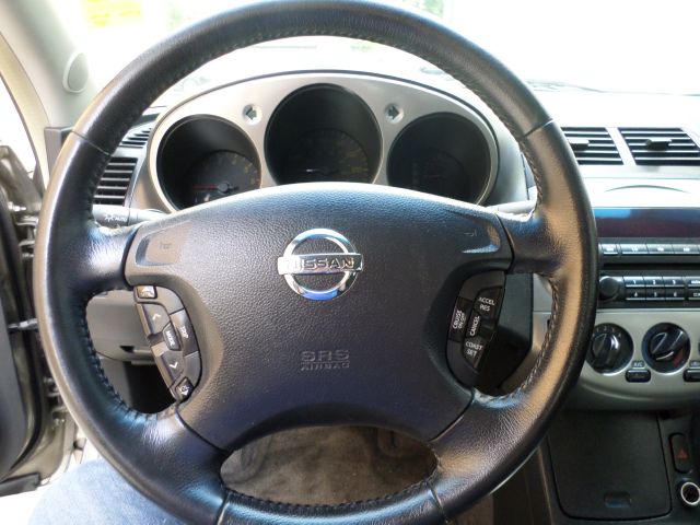 Nissan Altima 2003 photo 14