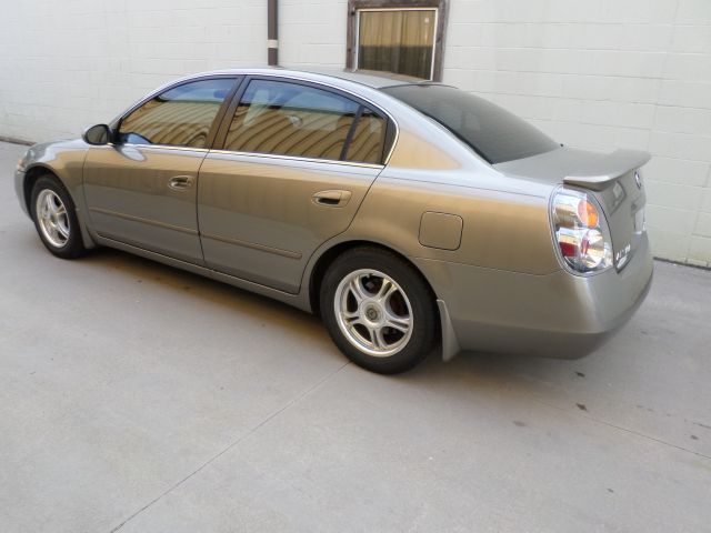 Nissan Altima 2003 photo 15