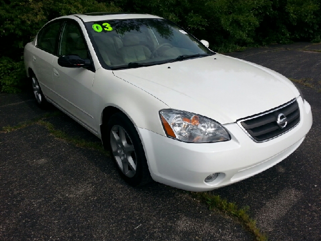 Nissan Altima 2003 photo 1