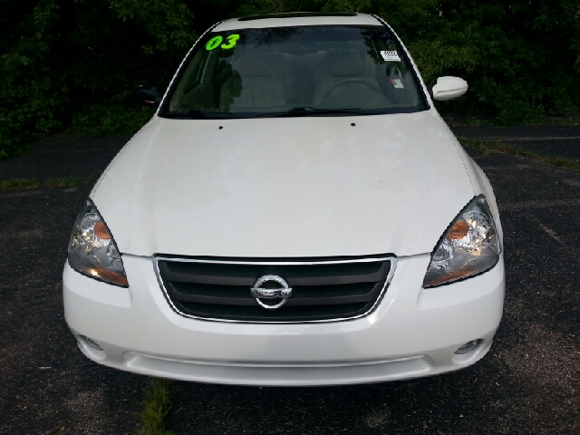 Nissan Altima 2003 photo 2