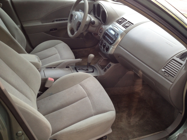 Nissan Altima 2003 photo 13