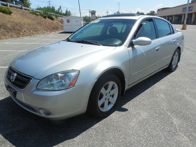 Nissan Altima 2003 photo 4